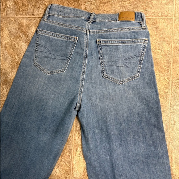 American Eagle Denim Jeans with Tan Stitching - Picture 5 of 5